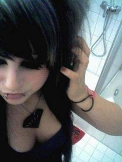 Amateur emo self shots  76/108