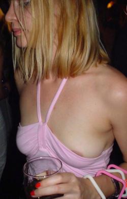 Amateur girls nipple slip oops 14/26