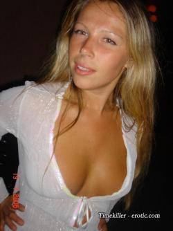 Girls at party- drunk teenagers - amateurs pics 28 26/49