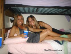 Girls at party- drunk teenagers - amateurs pics 28 38/49