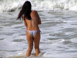 Gorgeous beach bikini candids  9/23