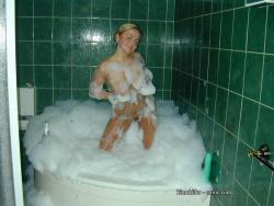 Young amateurs girl in bath no.04  15/49