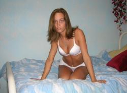 Girl posing in bedroom  15/36