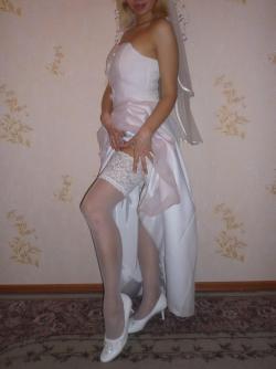 Russian brides pose  67/114