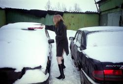 Russian amateur girl serie 282 - on snow 8/80