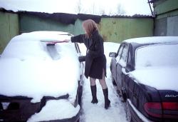 Russian amateur girl serie 282 - on snow 10/80