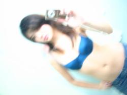 Japanese girl makes nude selfpic 6/20