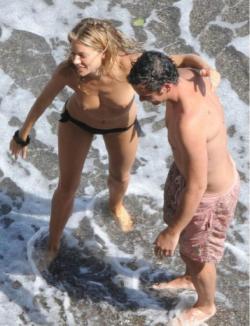 Celeb - sienna miller topless at the beach 1/27