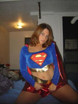 Dresses up in a supergirl outfit and masturbation 12/22