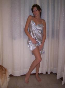 Teen posing in underwear and lingerie 25/68