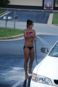 More bikini car wash hotties  23/30