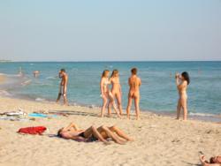 Russian and ukrainian girls on beach kazantip 19/116