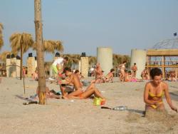 Russian and ukrainian girls on beach kazantip 20/116