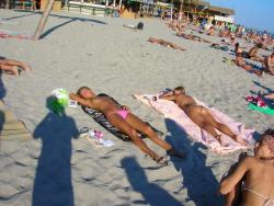 Russian and ukrainian girls on beach kazantip 28/116