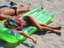 Russian and ukrainian girls on beach kazantip 33/116