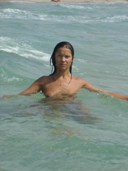 Russian and ukrainian girls on beach kazantip 97/116