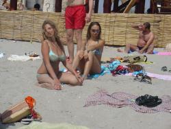 Russian and ukrainian girls on beach kazantip 98/116