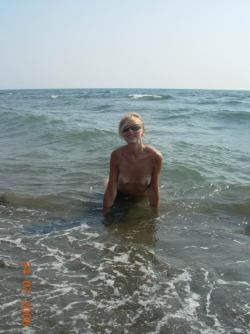 Russian and ukrainian girls on beach kazantip 109/116