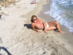 Pikotop - topless top girls at beach 22/50