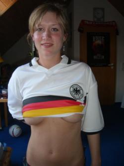 Horny german amateur girlfriend 9/63