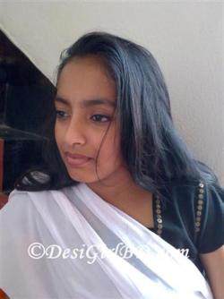 Amateur bangladeshi sexbomb 5/20