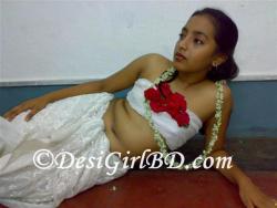 Amateur bangladeshi sexbomb 10/20