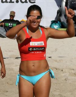 Cameltoe beach volley  2/20