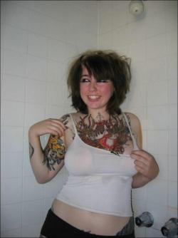 Dalila tatuada - girlfriend with tatoo 15/42
