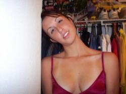 Teen with gorgeous smile and great titties  21/25