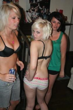 Drunk emo bailys girls nite bra n panty party 14/50