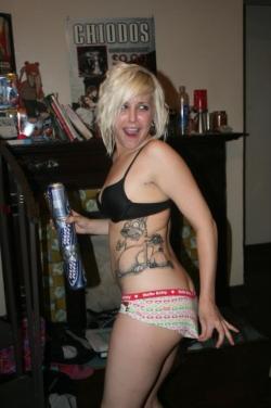 Drunk emo bailys girls nite bra n panty party 26/50