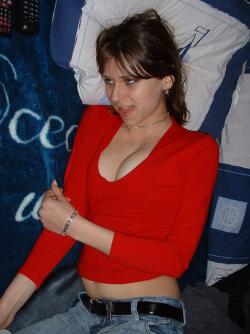 Pikotop - amateur girlfriend raluka perfect boobs (44 pics)