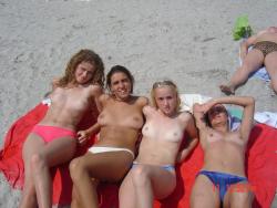 Topless girls and sand (romanian beaches) 001 53/168