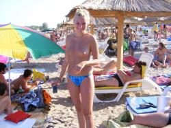 Topless girls and sand (romanian beaches) 001 78/168