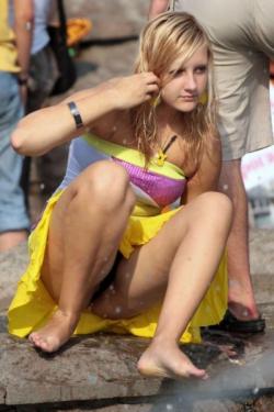 A selection of beautiful upskirt moments  21/26