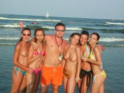 Topless girls and sand (romanian beaches) 001 122/168