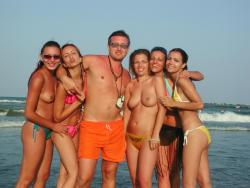 Topless girls and sand (romanian beaches) 001 123/168