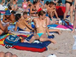 Topless girls and sand (romanian beaches) 001 147/168