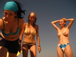 Topless girls and sand (romanian beaches) 001 162/168