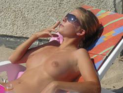 Topless girls and sand (romanian beaches) 001 166/168