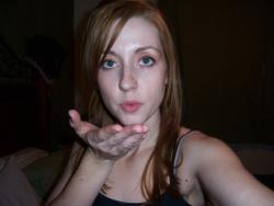 Sexy amateur teen with green eyes (26 pics)