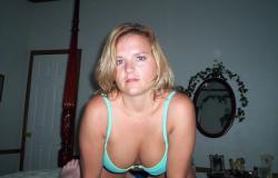 Chubby blonde milf 4/12