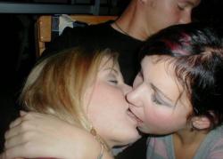 Amateur lesbian kisses 02 27/78