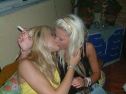 Amateur lesbian kisses 03 109/143