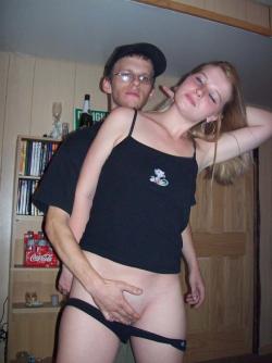 Amateur teenslut 56/152