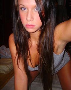 Amateur sweet teen 23/64