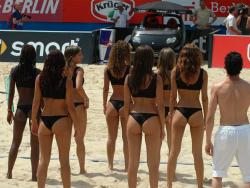 Hot sexy beach volleyball girls in bikinis 1/28