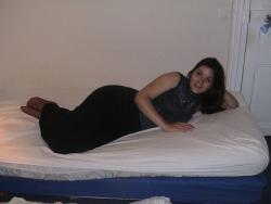 Posing and sucking girlfriend in nilons 5/32
