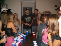 Beer pong,strip pong 22/22