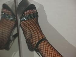 Fishnets an high heels  29/67